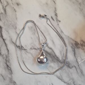 Elegant 925 Sterling Silver Teardrop Pendant Necklace